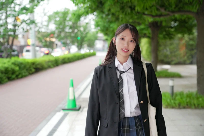 えま 無料サンプル画像(2) 【ヴイヴイシー】