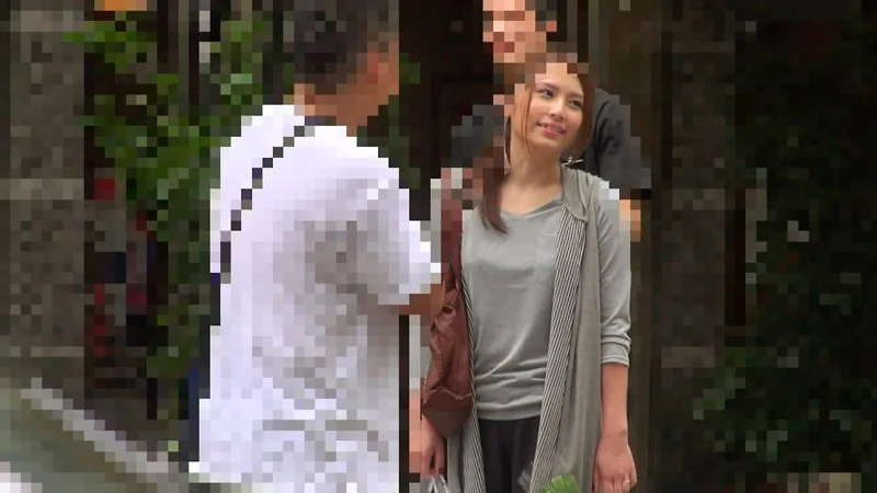 花崎杏 無料サンプル画像(1) 【【美少女】人気の動画はコレだ【人妻・熟女】】