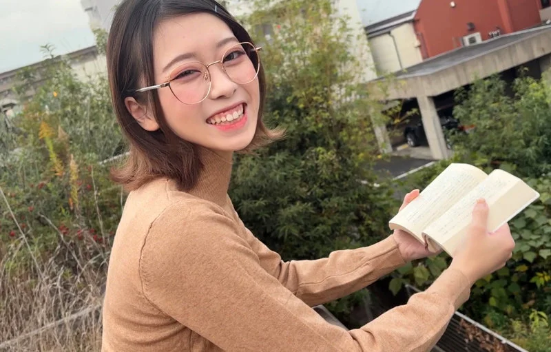 りお 無料サンプル画像(1) 【【美少女】人気の動画はコレだ【人妻・熟女】】