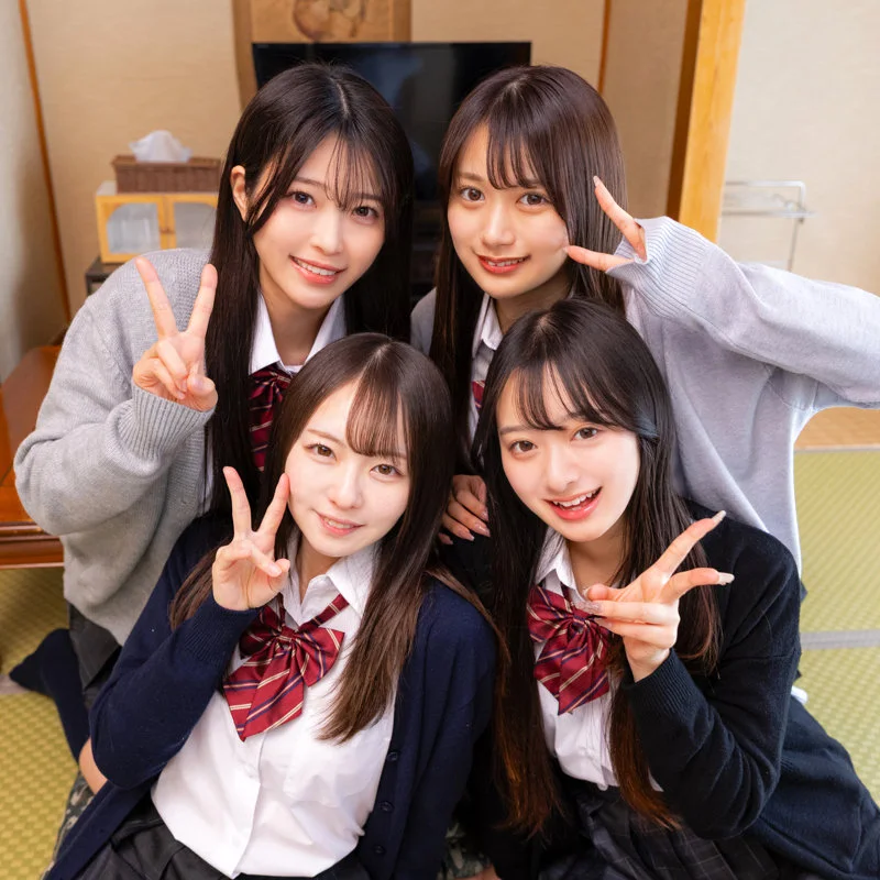 かりん＆めいさ＆かほ＆あおい 無料サンプル画像(1) 【【美少女】人気の動画はコレだ【人妻・熟女】】