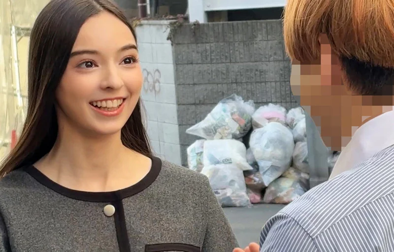 カリナさん 無料サンプル画像(1) 【【美少女】人気の動画はコレだ【人妻・熟女】】