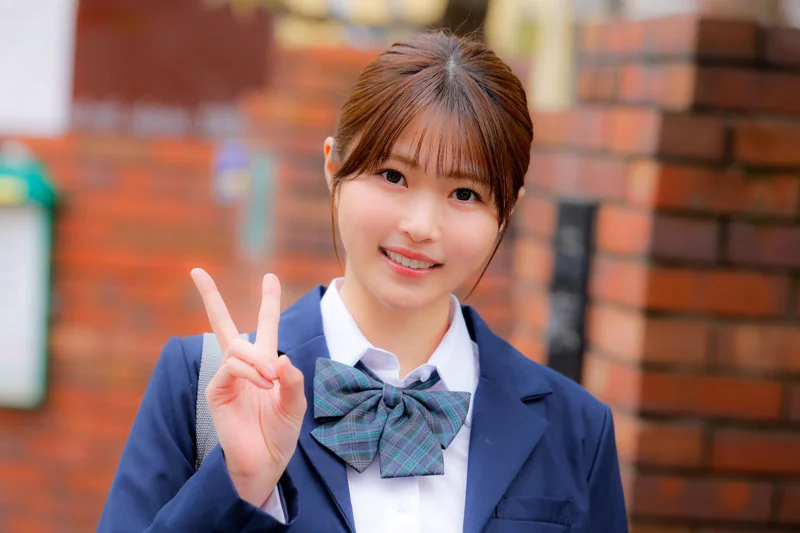 あおい 無料サンプル画像(1) 【【美少女】人気動画はコレ【人妻・熟女】】