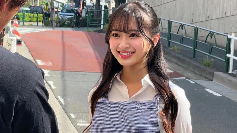 かほさん 無料サンプル画像(1) 【【美少女】人気の動画はコレだ【人妻・熟女】】