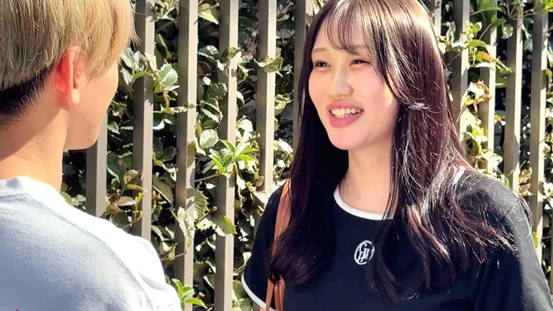 みつきちゃん 無料サンプル画像(1) 【【美少女】人気動画はコレ【人妻・熟女】】